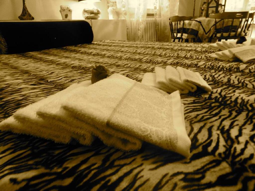 B&B Il Giardino Delle Fate Lecco Room photo