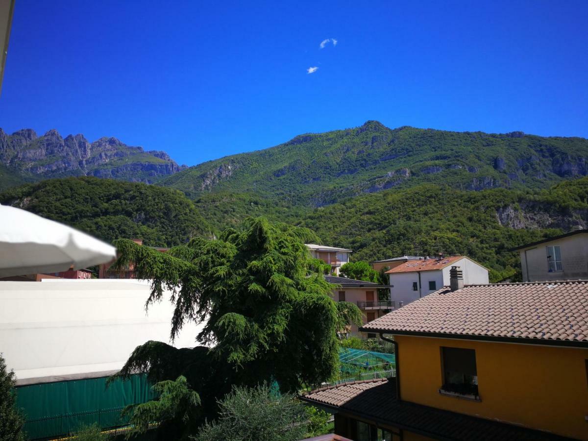 B&B Il Giardino Delle Fate Lecco Exterior photo